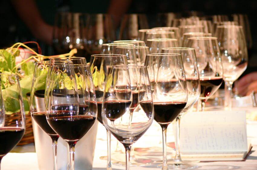 You should be aware of the following points when purchasing Chianti Classico wine